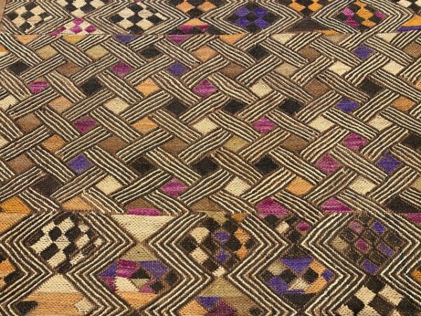Shoowa / Kuba textile with purple dye