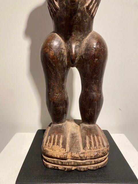 Baoule Statue feet