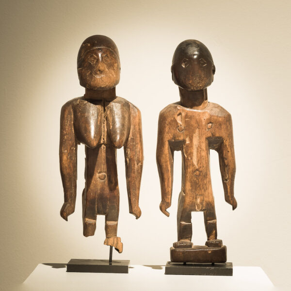 Adja Fon - Hohovi Twin Figures
