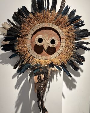 Pende dance solar mask